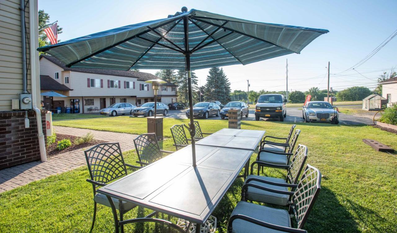 Blue Spruce Motel 2*